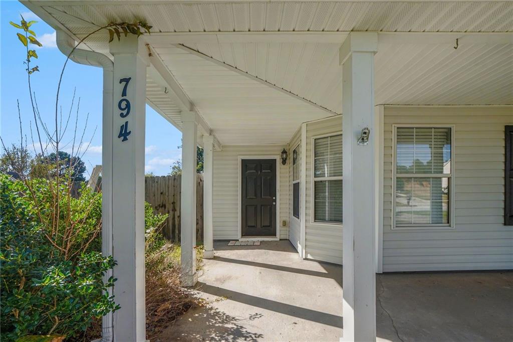 794 Baskins Circle Property Photo 4