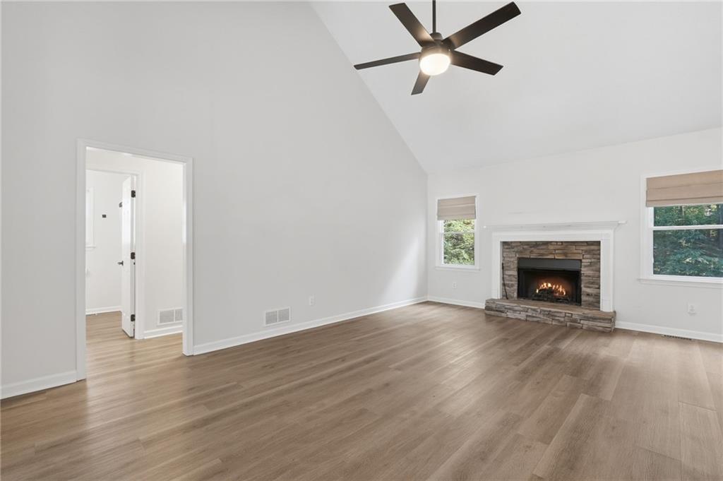 1003 Queensbury Run Property Photo 11