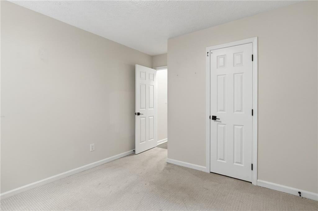 1003 Queensbury Run Property Photo 25