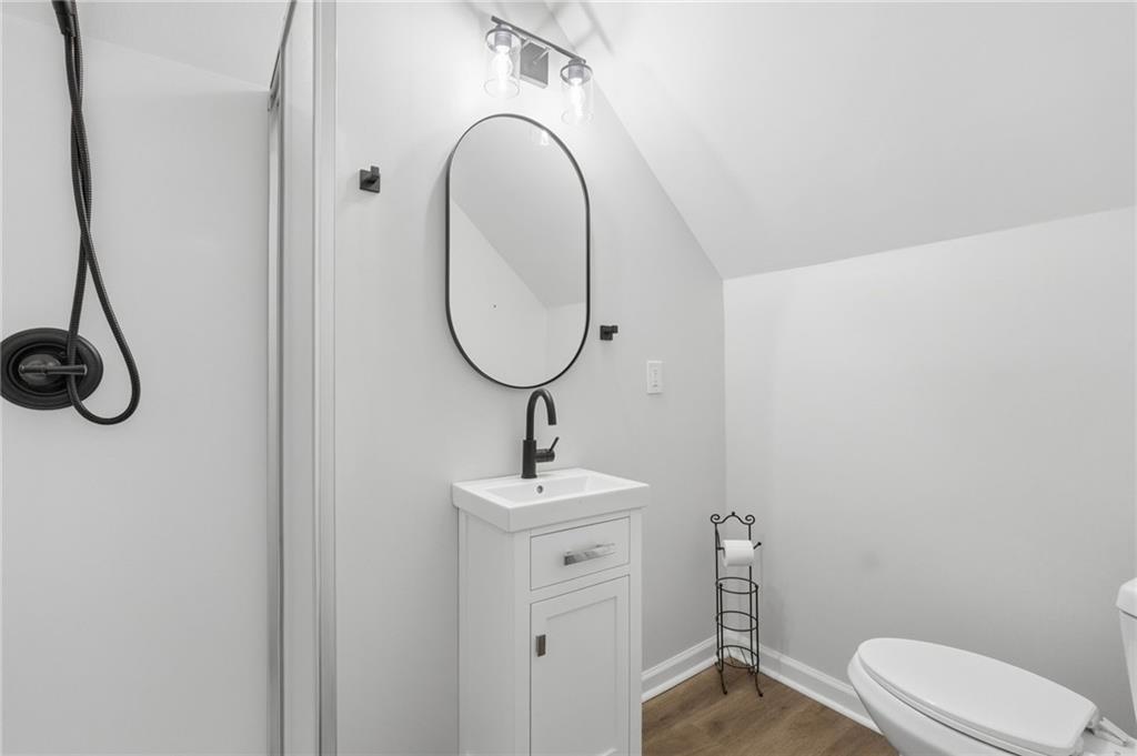 1003 Queensbury Run Property Photo 28