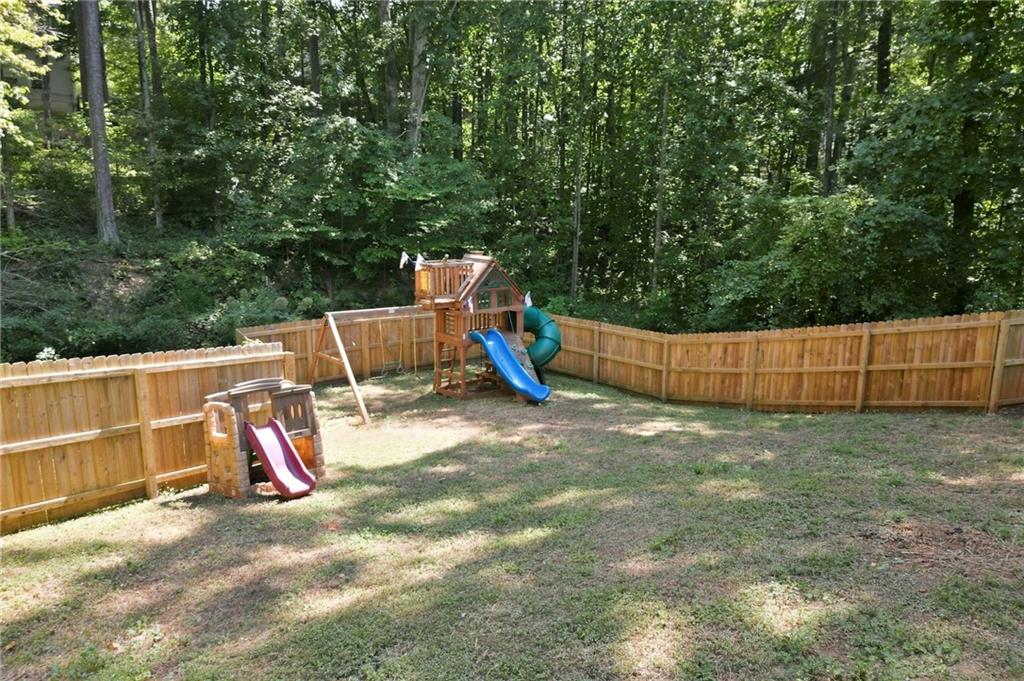 1003 Queensbury Run Property Photo 33