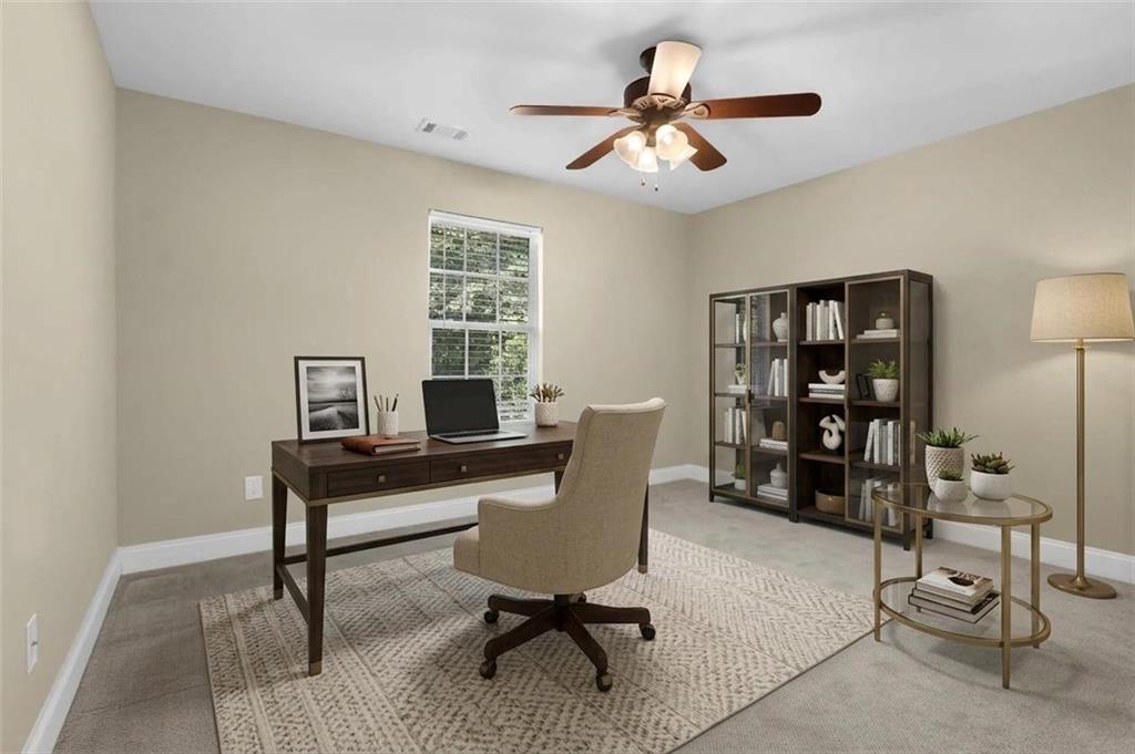 3710 Silver Hill Circle Property Photo 4
