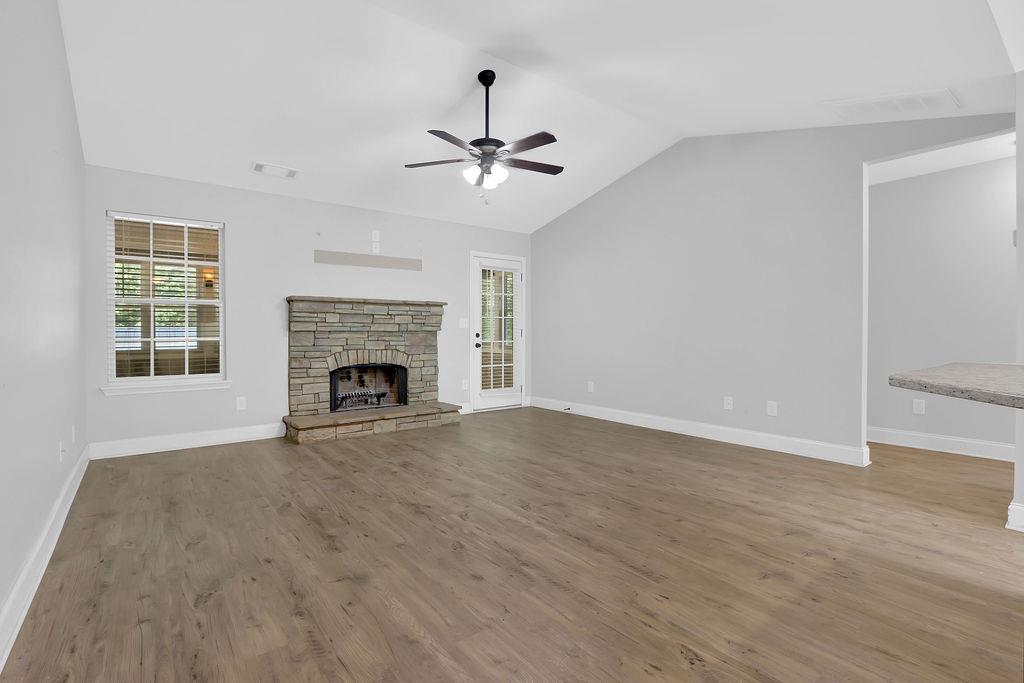 3710 Silver Hill Circle Property Photo 12
