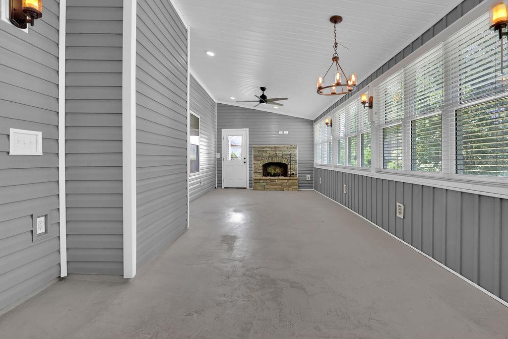 3710 Silver Hill Circle Property Photo 32