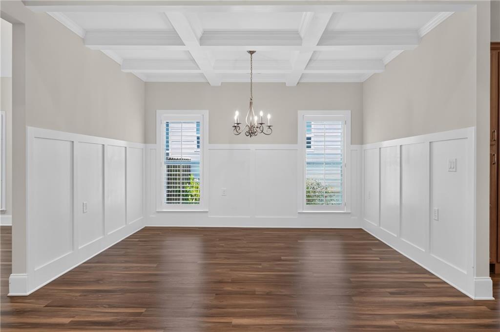 7833027 Property Photo 23