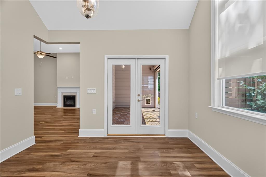 7833027 Property Photo 24
