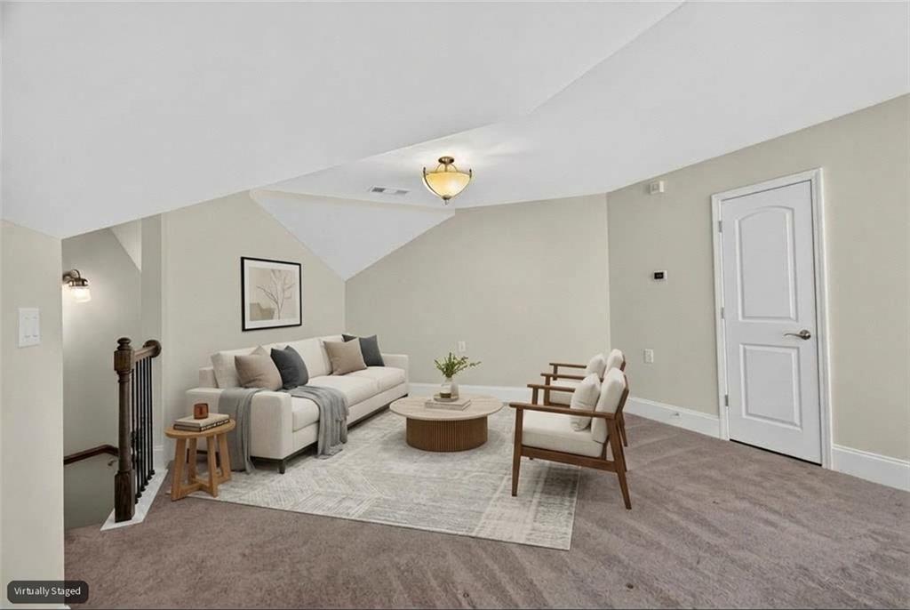7833027 Property Photo 39