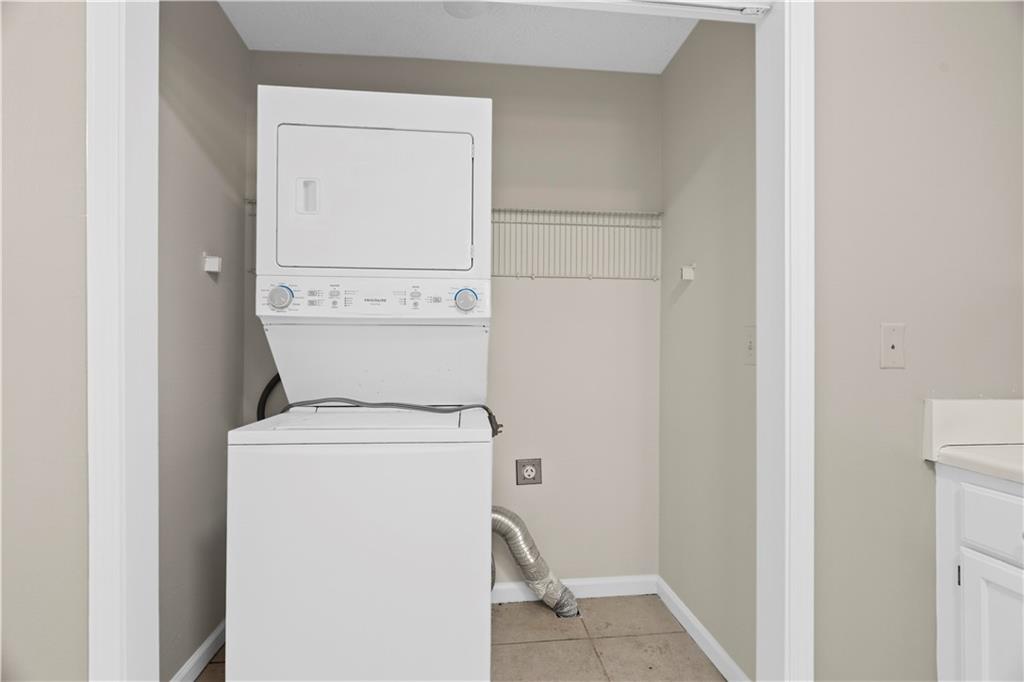 258 Curtis Circle Se Property Photo 16