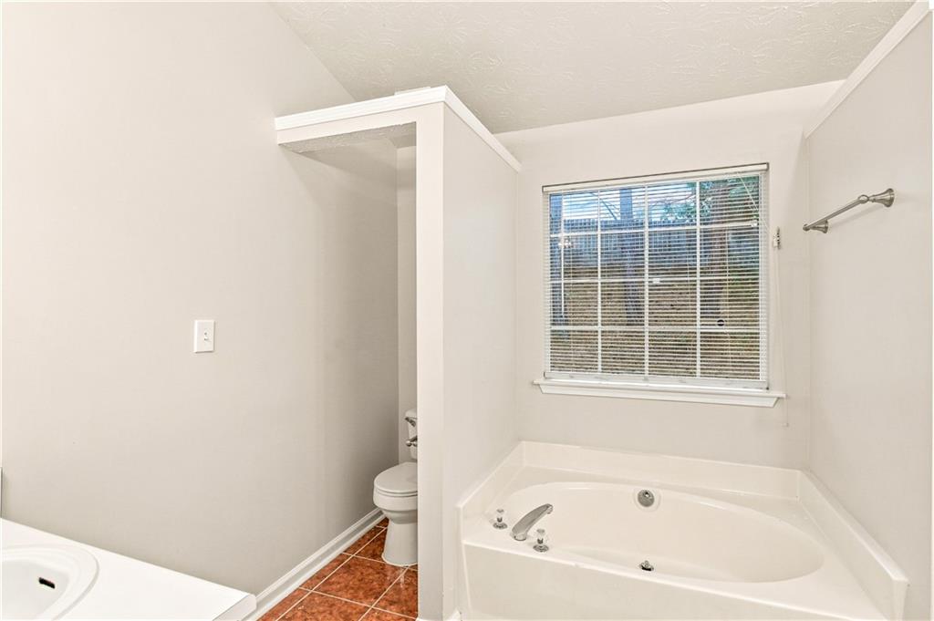 1426 Hyde Court Property Photo 11