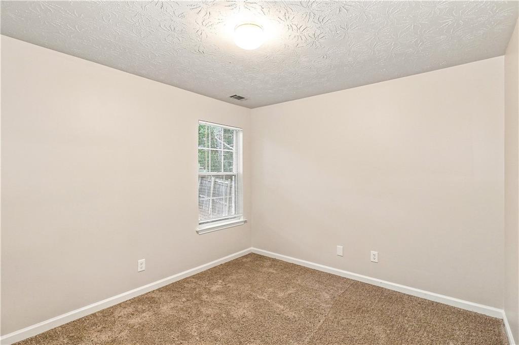 1426 Hyde Court Property Photo 13