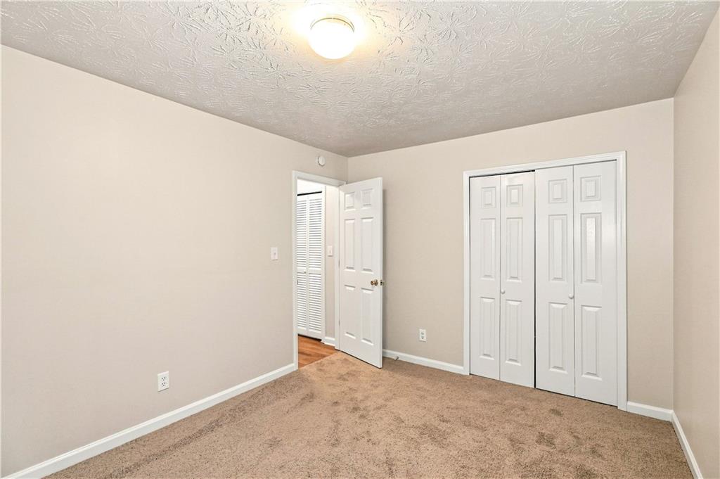 1426 Hyde Court Property Photo 14