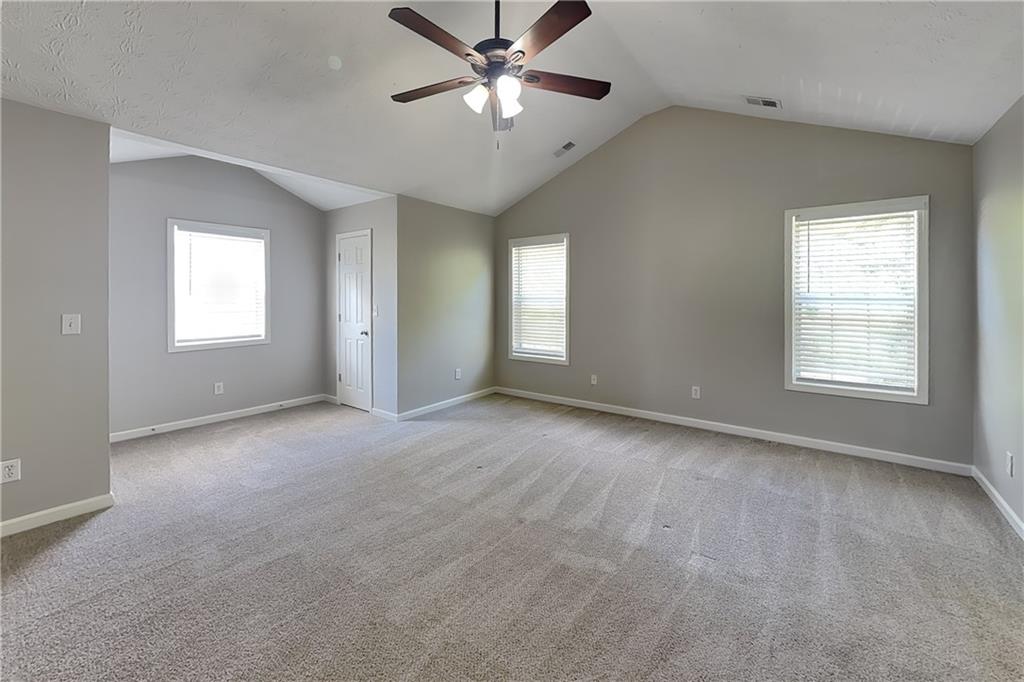 7833092 Property Photo 9