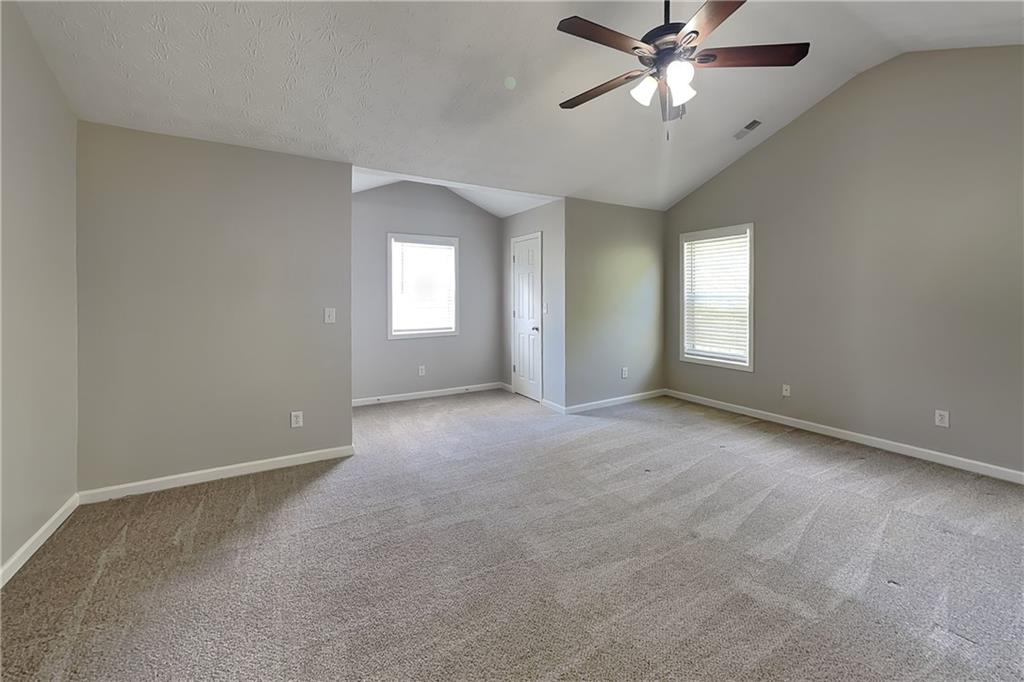 7833092 Property Photo 10