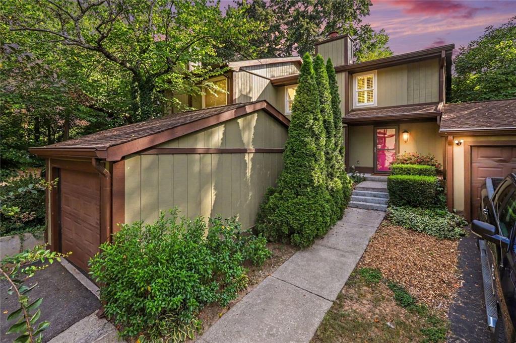 2752 Meadow Mere E Property Photo 1