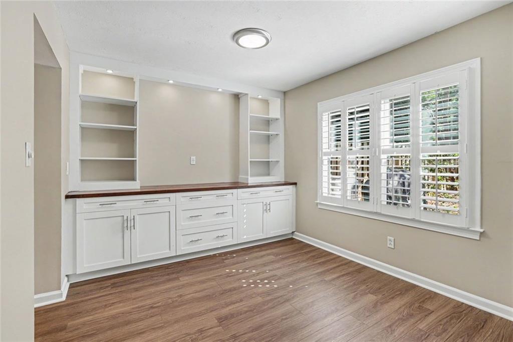 2752 Meadow Mere E Property Photo 9