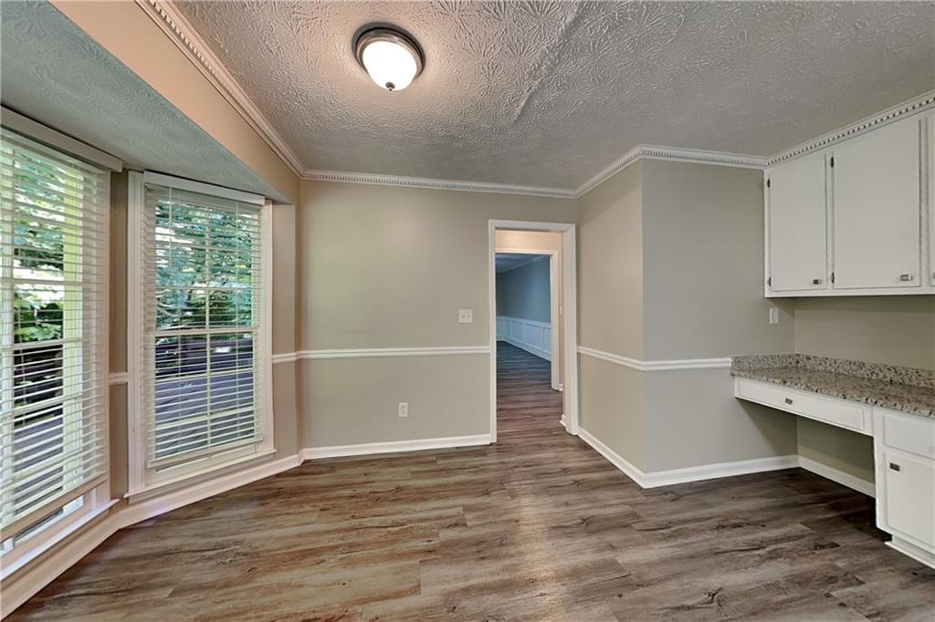 3940 Camrose Place Property Photo 7