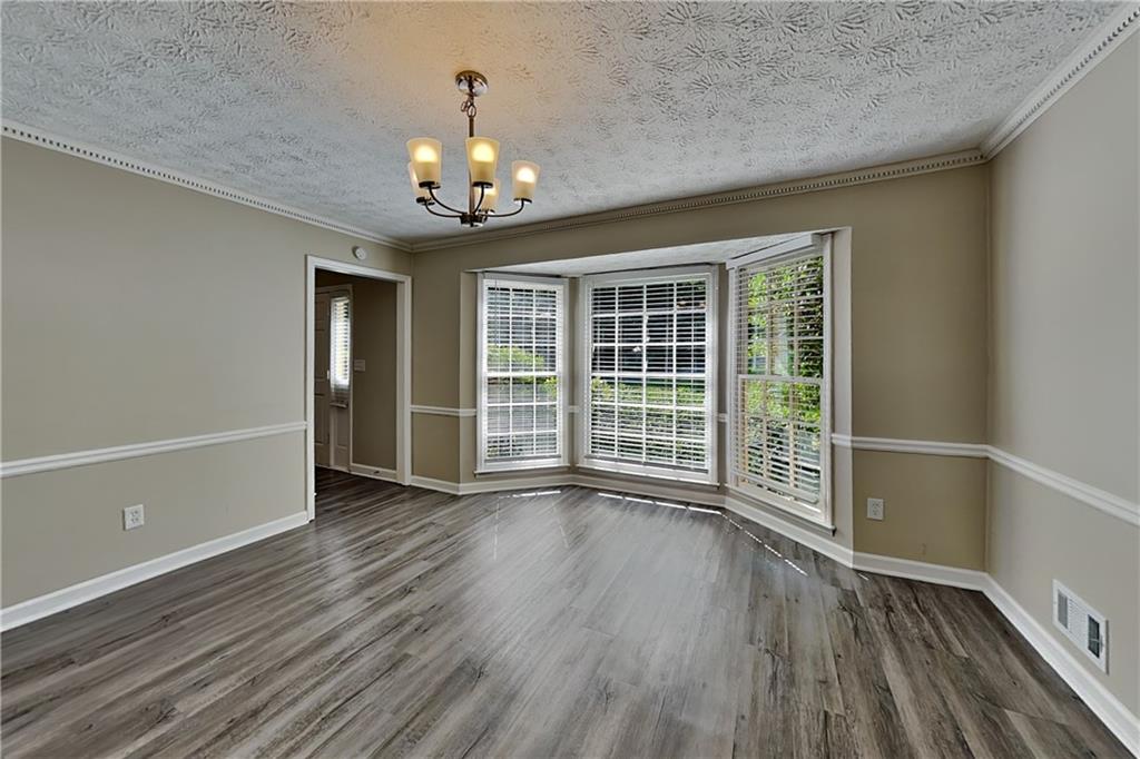 3940 Camrose Place Property Photo 8