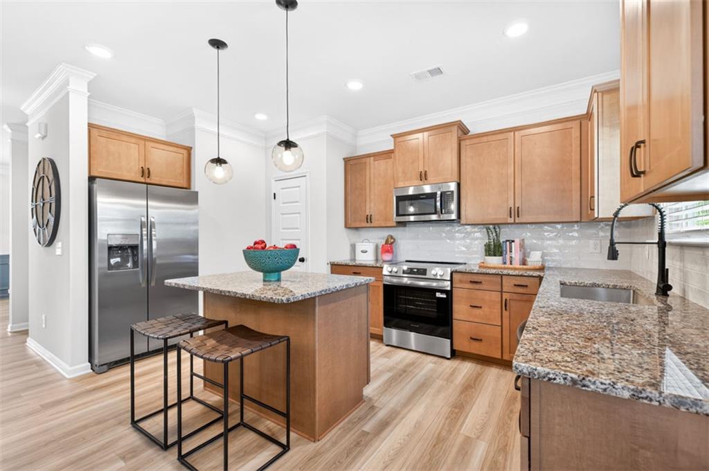 247 Shire Loop Property Photo 9
