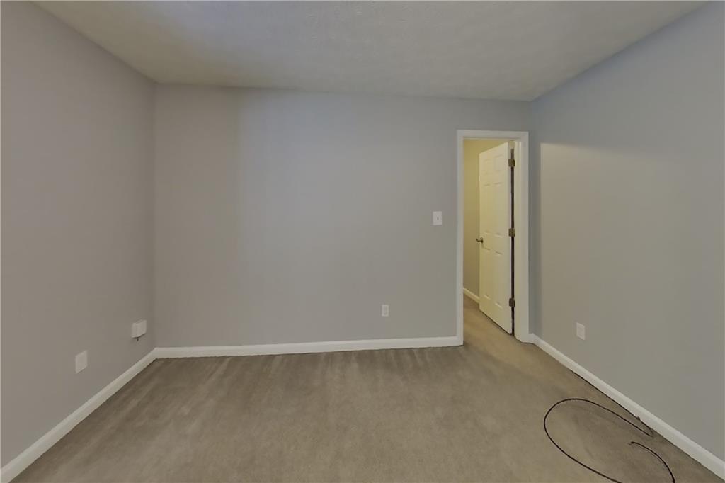 7833170 Property Photo 8
