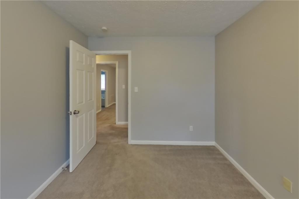 7833170 Property Photo 13