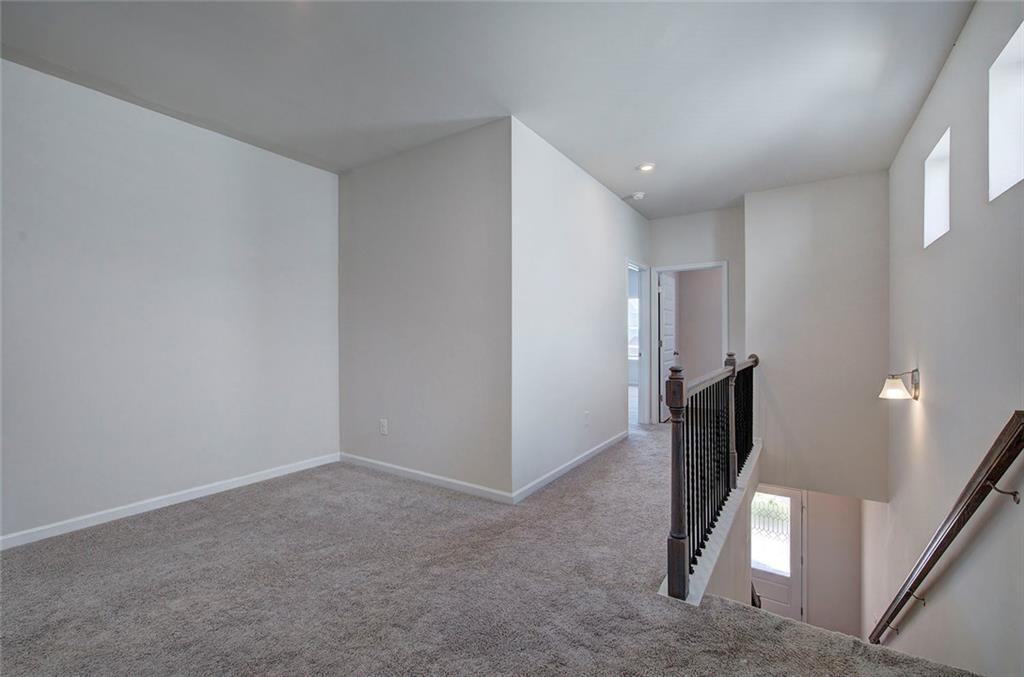 416 Perth Drive Property Photo 21