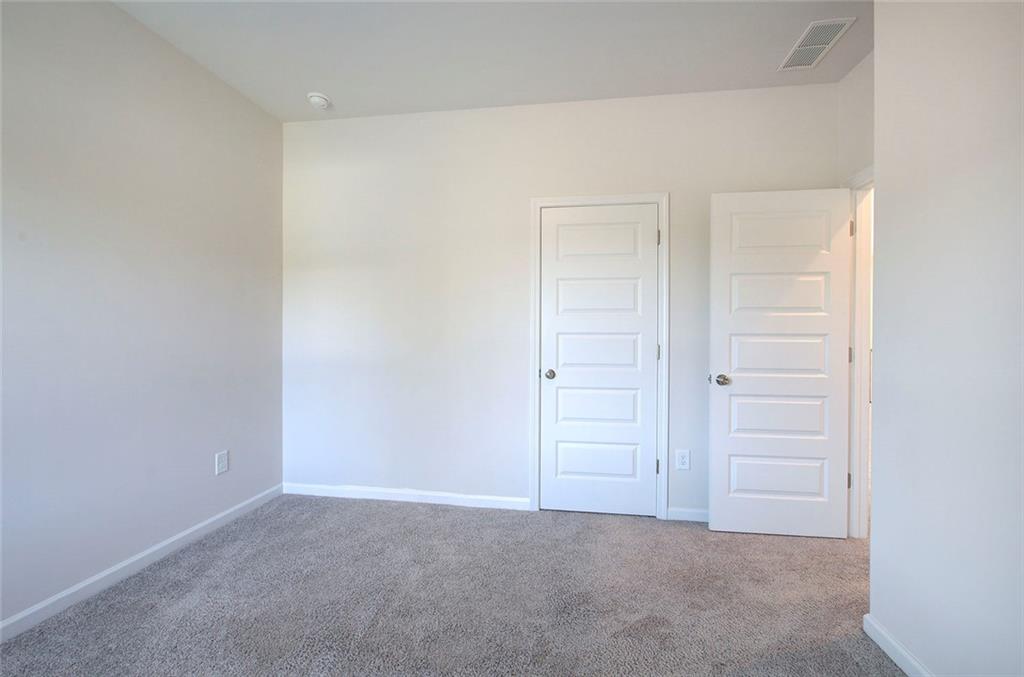 416 Perth Drive Property Photo 34