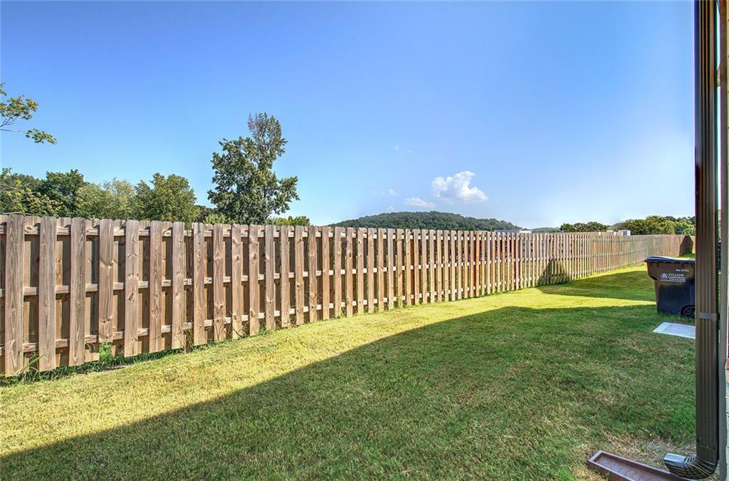 416 Perth Drive Property Photo 39