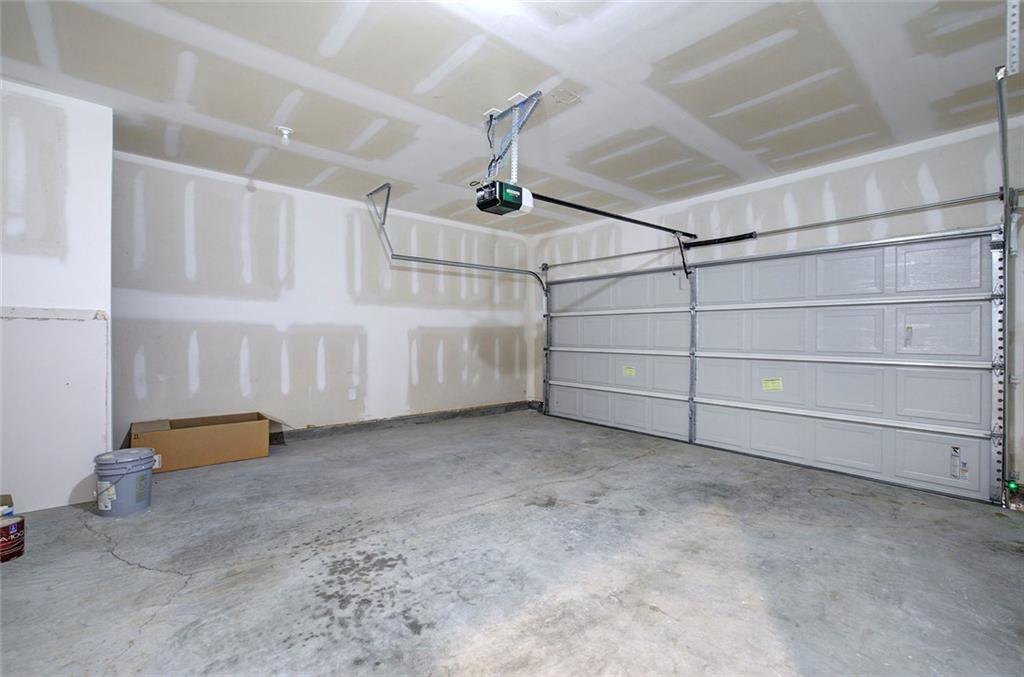 416 Perth Drive Property Photo 44