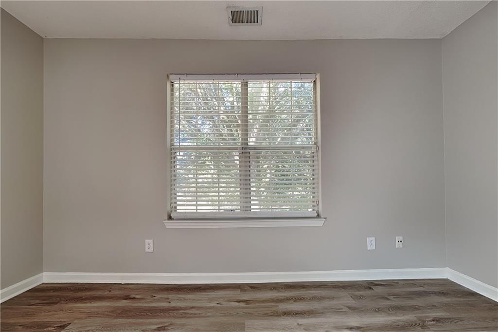 7833177 Property Photo 7