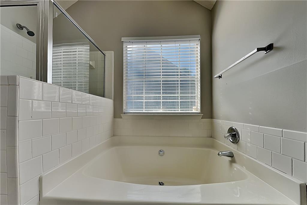 7833177 Property Photo 9