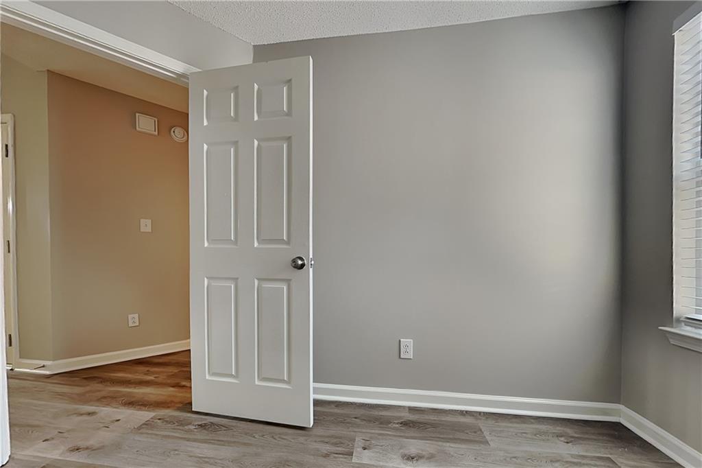 7833177 Property Photo 12