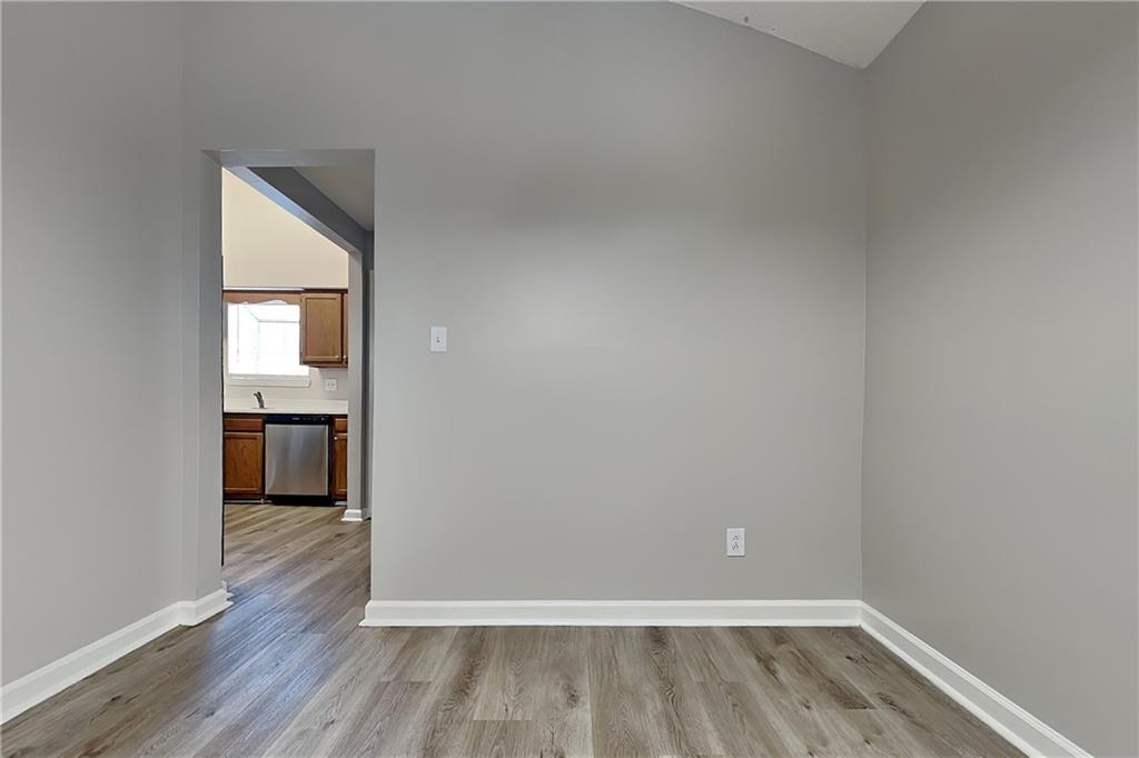7833177 Property Photo 17