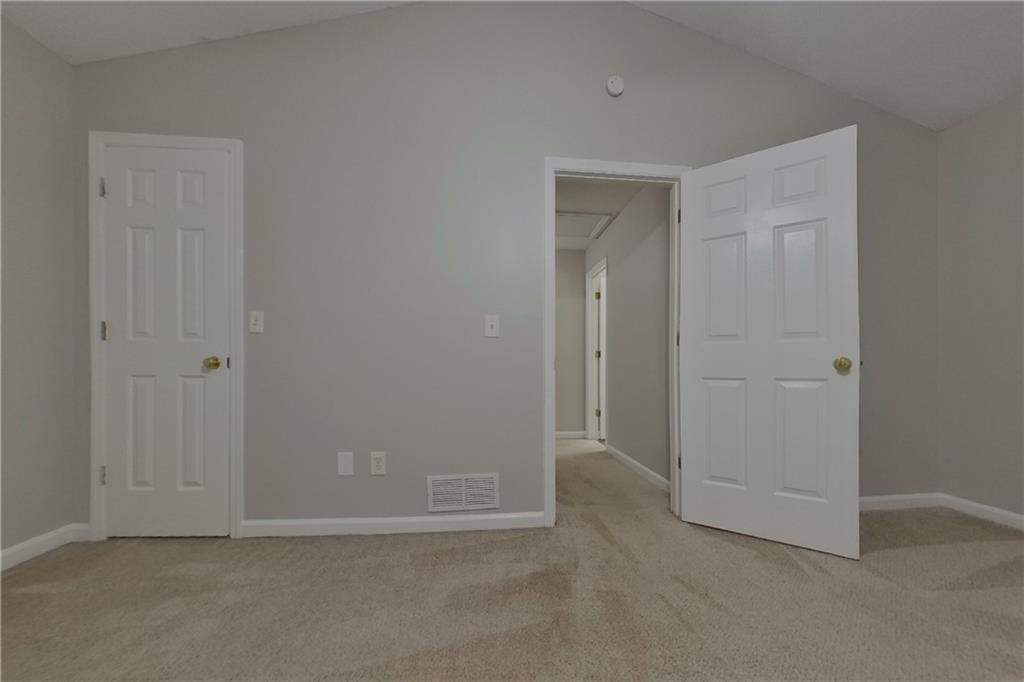 7833194 Property Photo 7