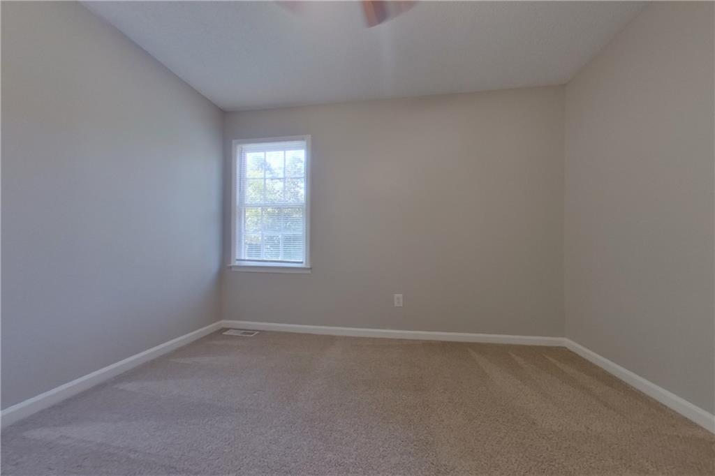 7833194 Property Photo 10