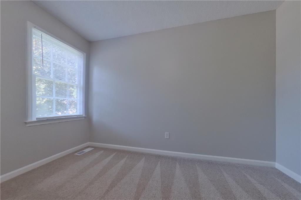 7833194 Property Photo 11