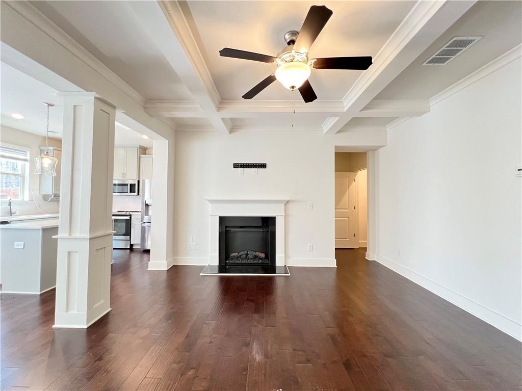 5855 Radford Loop Property Photo 4