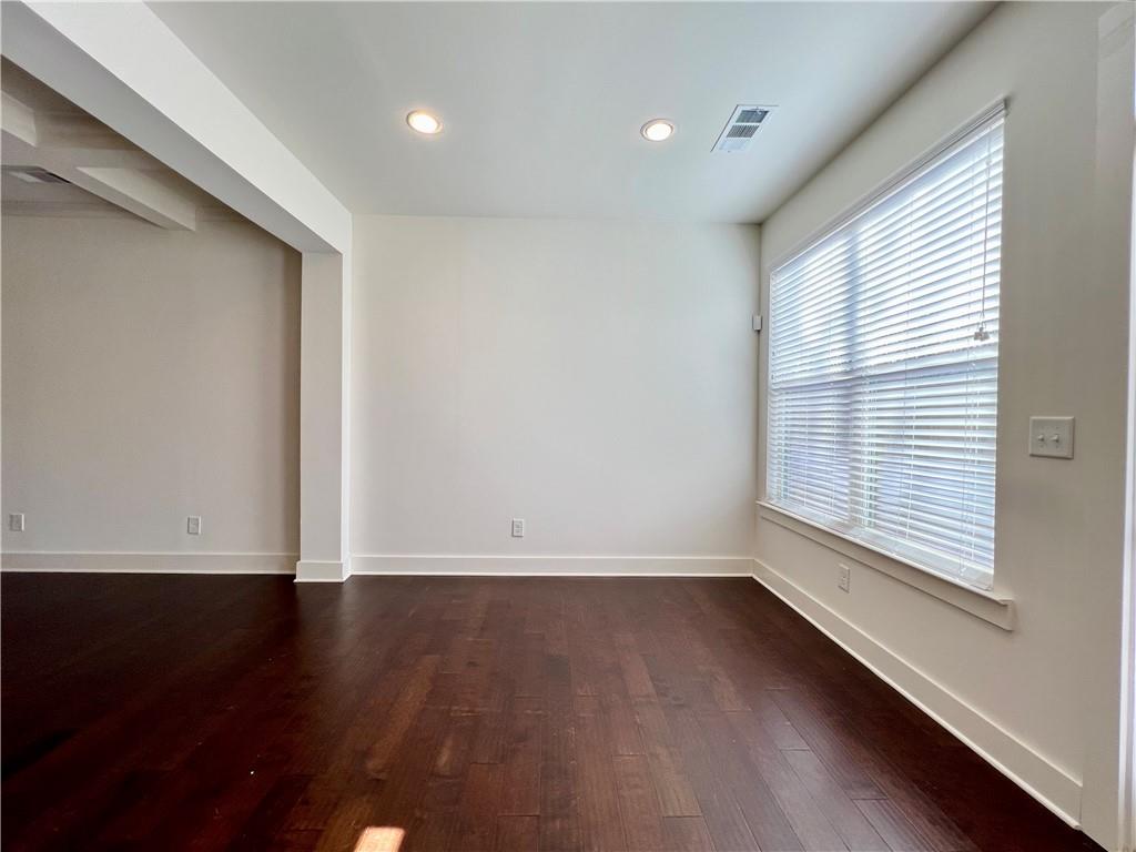 5855 Radford Loop Property Photo 10