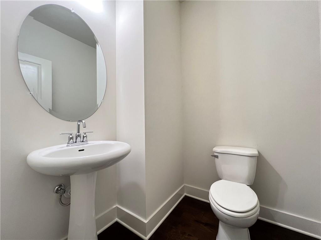 5855 Radford Loop Property Photo 11