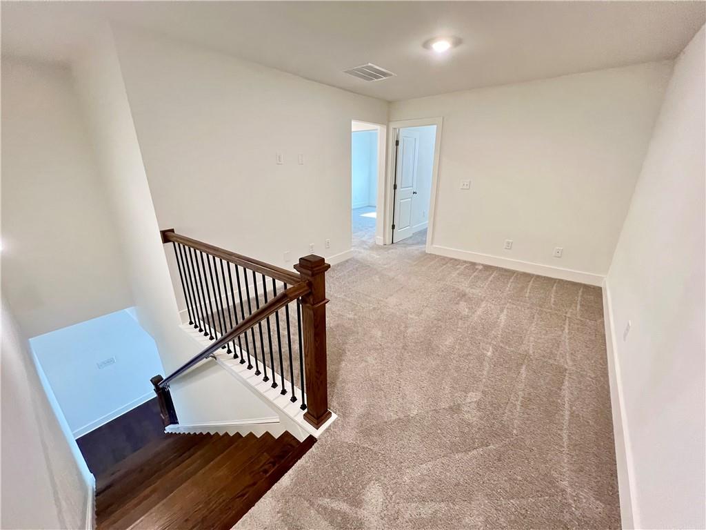 5855 Radford Loop Property Photo 12