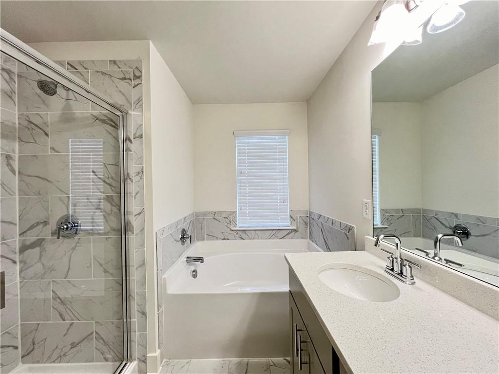 5855 Radford Loop Property Photo 17