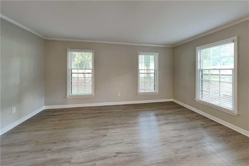 255 Saint Patrick Drive Sw Property Photo 3