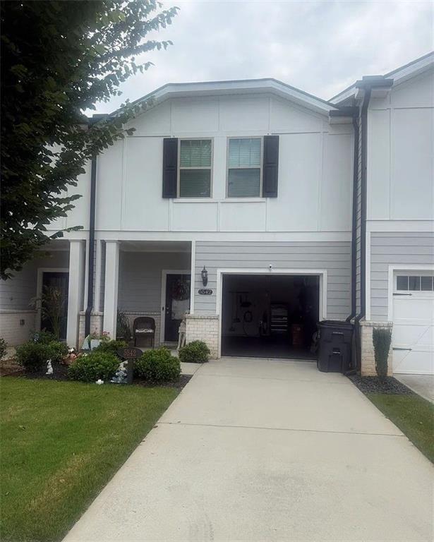 5542 Plain Field Lane Property Photo 1