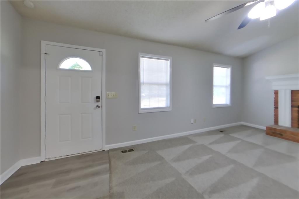 7833251 Property Photo 2
