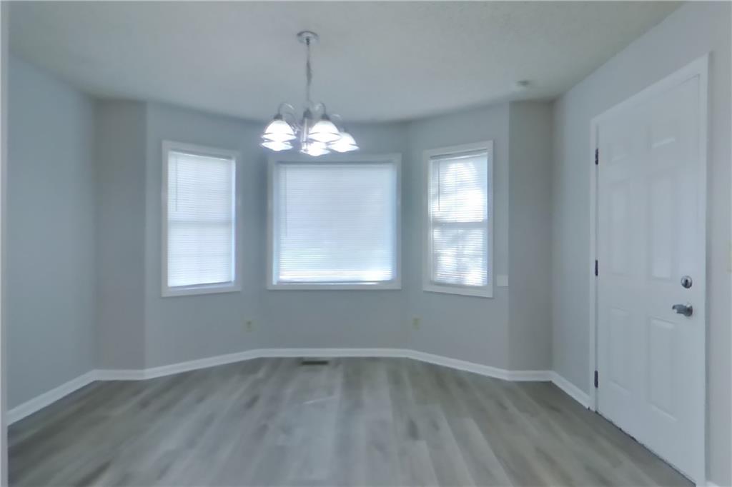 7833251 Property Photo 6