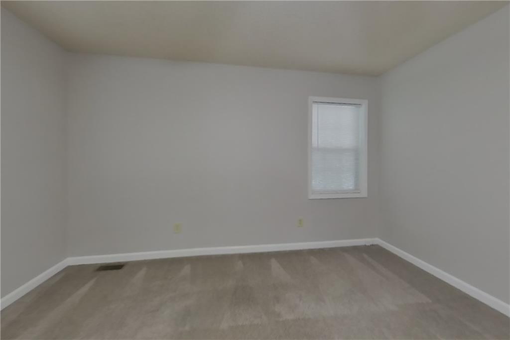 7833251 Property Photo 9
