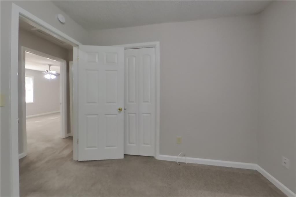 7833251 Property Photo 11