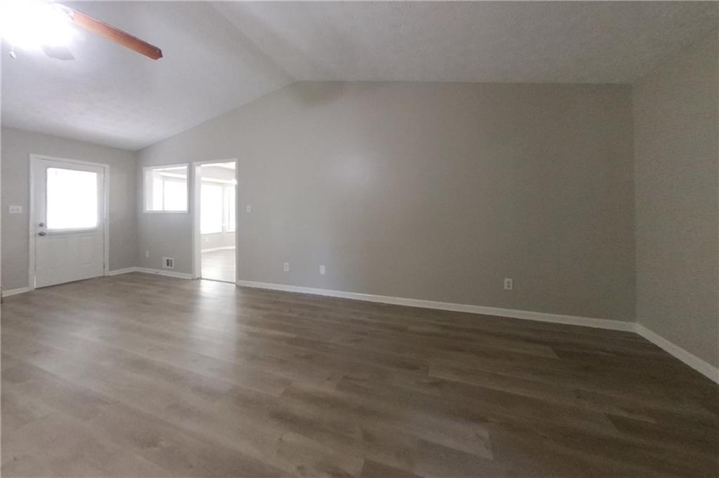 7833256 Property Photo 4