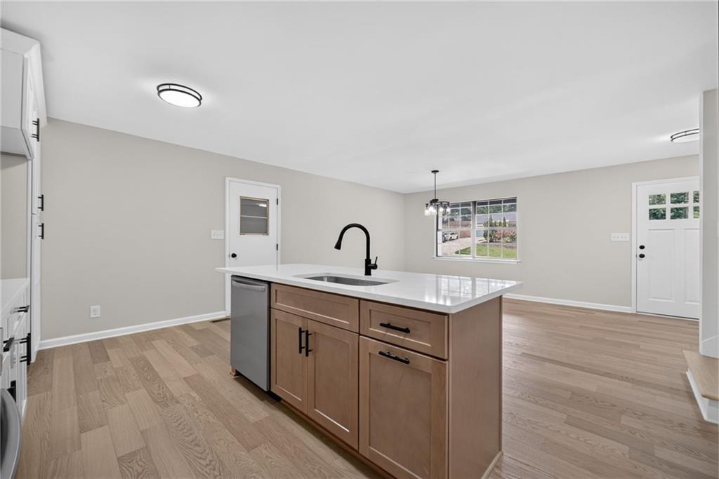 2273 Ivy Crest Drive Property Photo 12