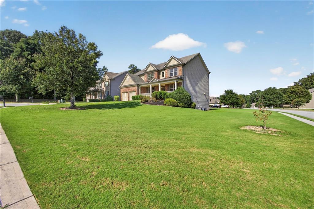 3952 Ivy Gate Drive Property Photo 2