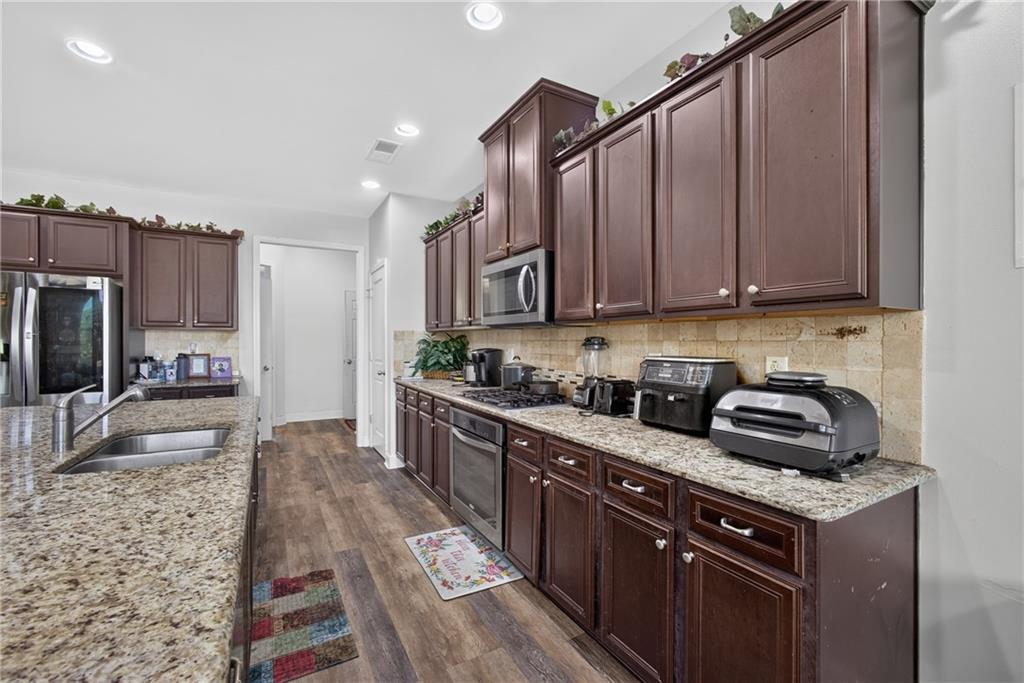 3952 Ivy Gate Drive Property Photo 21